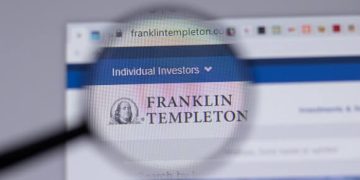 Franklin Templeton tokenizes $380M fund on Polygon and Stellar for P2P transfers