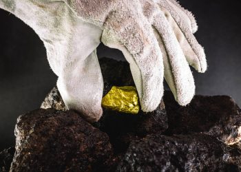 Bitcoin Miners Strike Gold, Gain $107 Million Profit