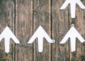 Bitcoin Price (BTC) Rises, Lags Ether, Solana, Chainlink