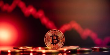Bitcoin still struggling around $61k: Will it dip lower?