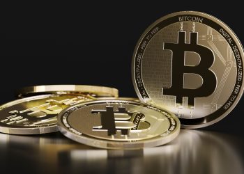 Crypto Analyst Says Bitcoin Must Hold Above $51,800 As ETF Outflows Trigger Crash