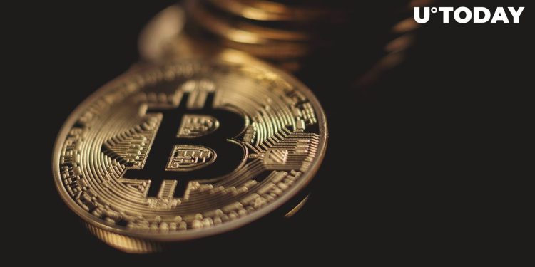 Bitcoiner Booed by Entire Stadium: Watch