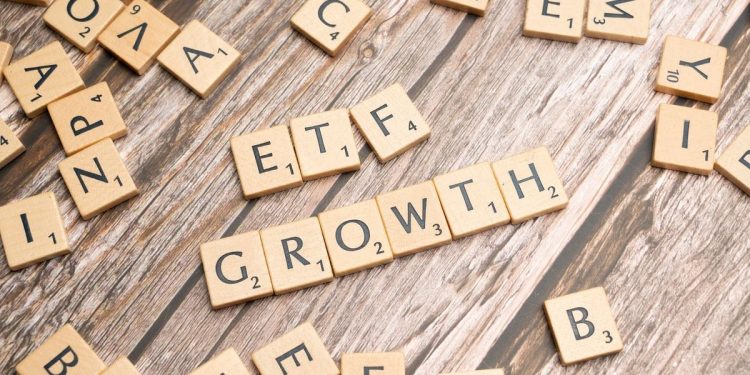 Spot Bitcoin ETF (BTC) Holdings Hit New High of 850K