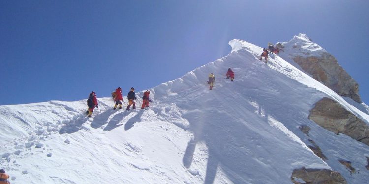 Ethereum Eyes $4,000 Comeback Fueled By Bullish Buying Spree