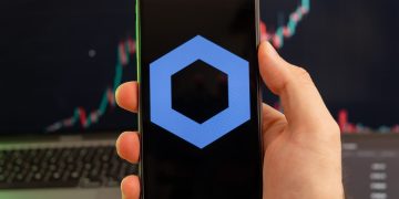 Chainlink soars after DTCC completes major pilot; Bitbot readies for market entry