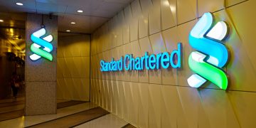 Standard Chartered to launch BTC, ETH spot trading desk: Bloomberg