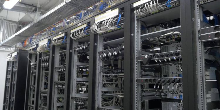 Chinese Telecom giant Coolpad to buy Bitcoin mining rigs worth $13.5 million