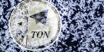Potential Downtrend In Play? TON Struggles As Price Falls Below $7.7