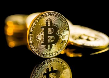 US government transfers 3,940 BTC worth $241 million to Coinbase