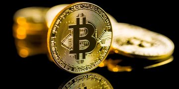 US government transfers 3,940 BTC worth $241 million to Coinbase