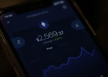 The Risks of Crypto Scams and How to Avoid Them | by FranKiey | The Capital | Nov, 2024