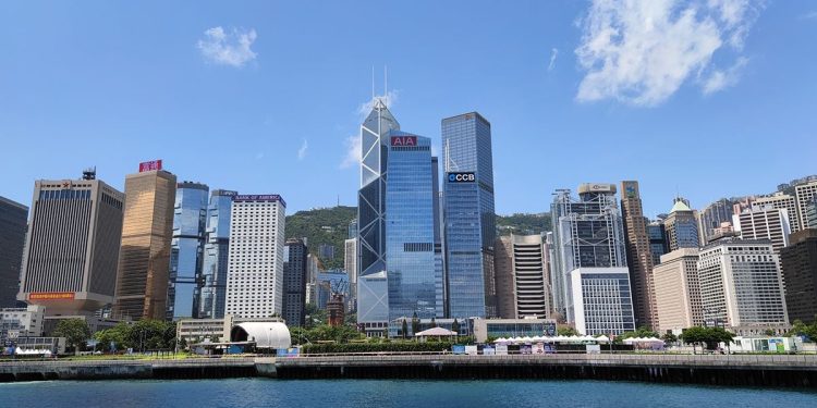 Chinese Nationals Gain Access to Stablecoins in Hong Kong Via Flare, Red Date Technology Trial