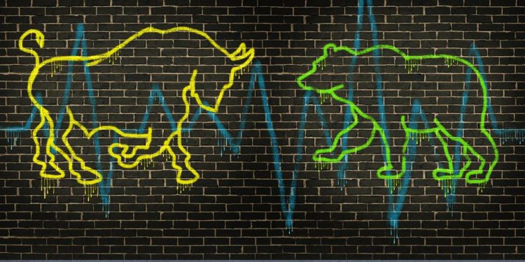 Is BTC Sliding to $75K? Potential Head and Shoulders Pattern Signals Price Crash