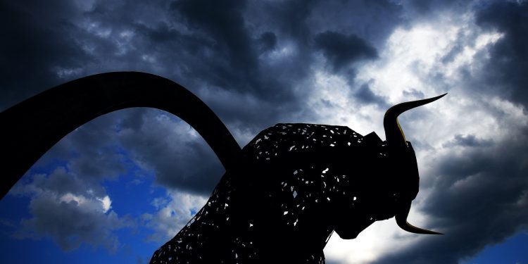 What Traders Say as BTC Regains $100,000