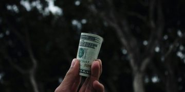 Why Crypto Could Replace Fiat Currency by 2030 | by Raphael Monyei | The Capital | Feb, 2025