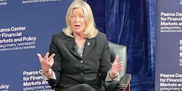 U.S. Senators Push for SEC to Rethink Crypto Staking in Exchange Funds