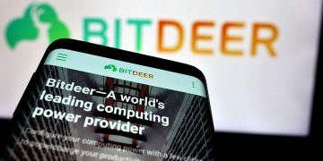 Bitdeer (BTDR) Stock Crashes 25%: Reports $532M Q4 Loss While Developing Own ASIC Chips