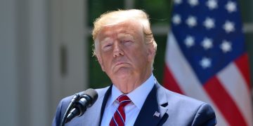 BTC Price Drops 8% to $93K as Asia Awakens to Trump’s Trade War