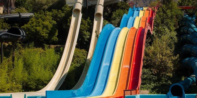 Chance of Bitcoin (BTC) Price Tanking to $75K Doubles as Trump’s Tariffs Ignite Trade War, Derive’s Onchain Options Market Shows