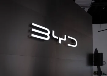 BYD (BYDDY) Stock: China’s EV Champion Races Ahead as Tesla Stumbles in Q1