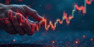 Solana price falls 18% in May as SEC scrutiny cuts open interest by $330M