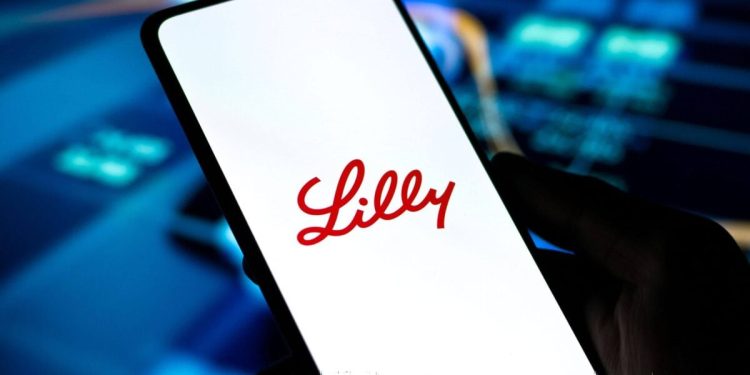 Drops 14% Despite 38% Revenue Growth Led by Zepbound and Mounjaro