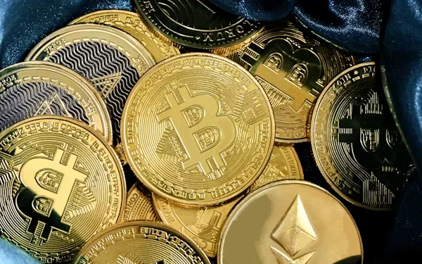 XRP and SOL Options Turn Bullish as BTC and ETH Sentiment