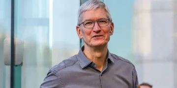 Neuroscientists Sue Apple, Claim ‘Apple Intelligence’ Trained on Stolen Works