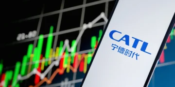 CATL (300750.SZ) Stock: Investors Eye Premium Drop Before Earnings Release