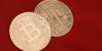 Bitcoin Macro Retracement Meets Mid-Range Battle