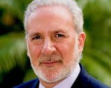 Schiff Reacts to Saylor’s McDonald’s Meme with Bitcoin Comments