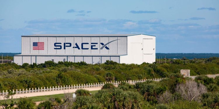 Cathie Wood’s Ark Invest Predicts SpaceX Valuation Could Hit $2.5 Trillion by 2030