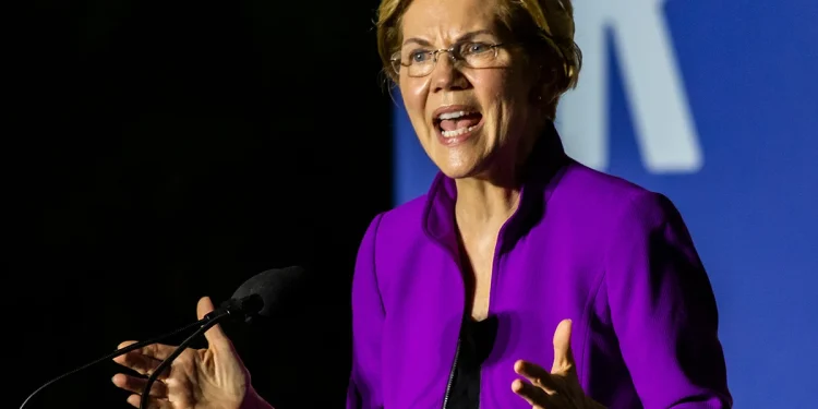 Senator Elizabeth Warren Pushes Treasury and Fed to Confirm No Bitcoin Bailout Use