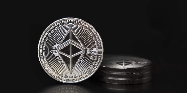 Ethereum (ETH) Price Prediction: Tom Lee Predicts V-Shaped Recovery After Recent Crash