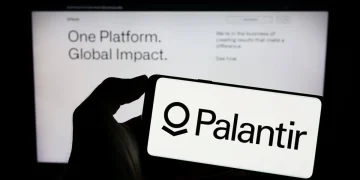 Is Palantir (PLTR) Stock a Buy After a 38% Pullback?