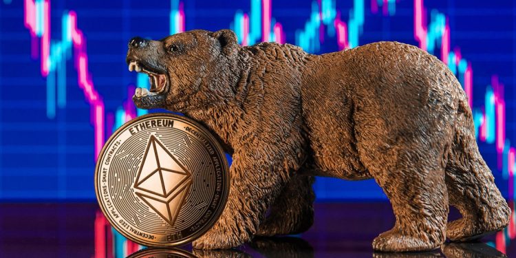 Ethereum weakens after Bitcoin plunge, downside risks build