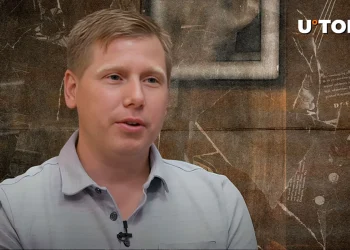 Grayscale’s Silbert Shares Rare Agreement With Binance CEO on ‘Missing Link in Crypto’