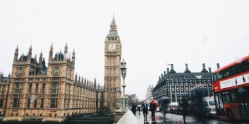 UK’s shortest-serving Chancellor makes bold bitcoin bet