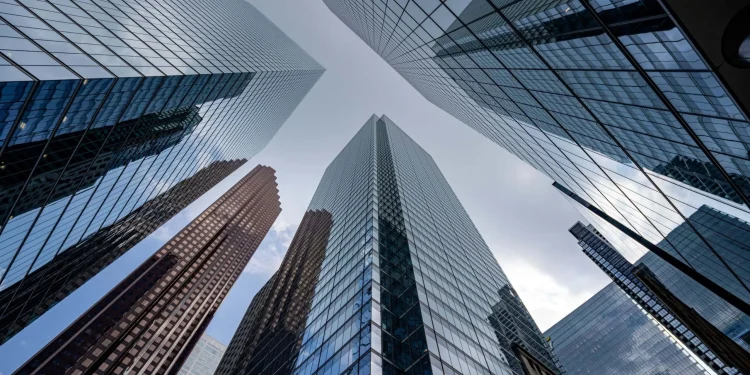 Capital City Bank Group, Inc. (CCBG) Stock: Earnings Rise 15% as Deposits Grow and Costs Fall