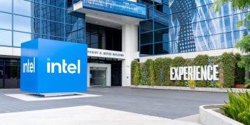 Intel (INTC) Stock Hits 25-Year High As Turnaround Takes Shape