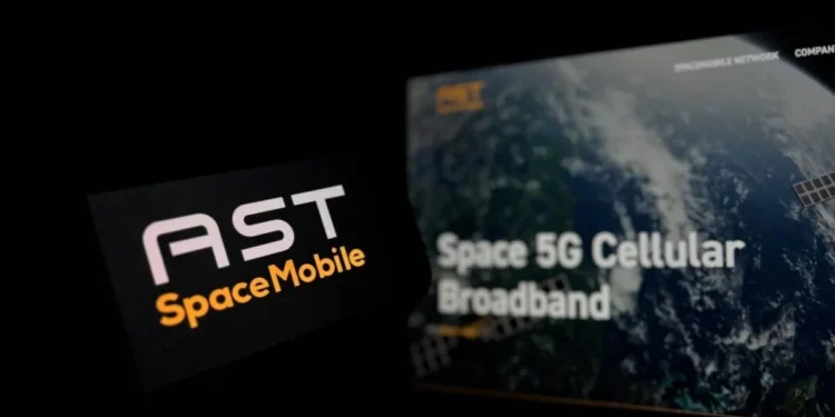 AST SpaceMobile (ASTS) Stock Drops 6% on Insider Selling and Launch Delay