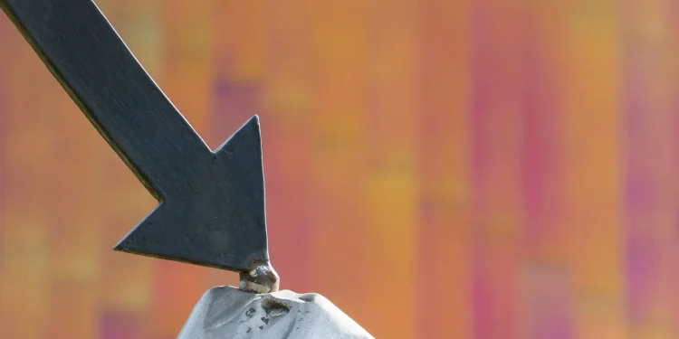 Bittensor Falls 20% After Covenant AI Exit, Decentralization Claims