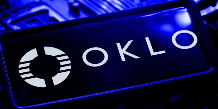 Oklo Stock Surges 30% on White House Space Nuclear Push – Time to Buy?