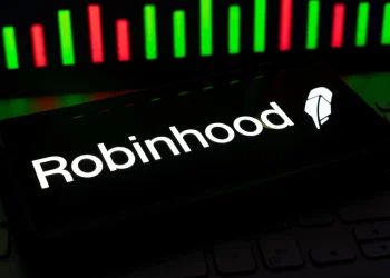 HOOD Stock; Falls 6% as Robinhood CEO’s X Account Gets Hacked for Fake Memecoin Promotion