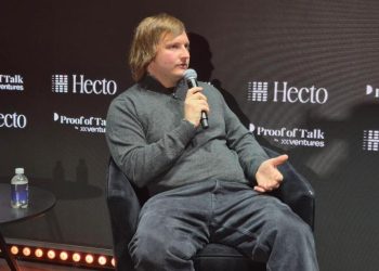 Crypto lender giant Aave rolls out vaults for yield-hungry fintech investors