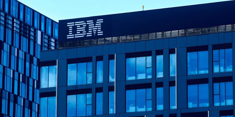 IBM (IBM) Stock: Drops as Quantum Computing Deal with Singapore Military Expands Defence Reach