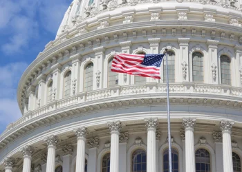 Democrats Hate Crypto More Than Oil Companies and Data Centers, Poll Shows