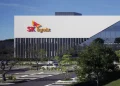 SK Hynix (SKHY) Stock Jumps 13% in Nasdaq Debut as CEO Warns of Historic Memory Shortage in 2027