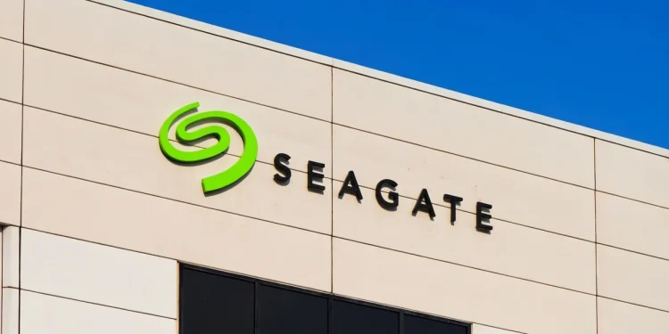 Seagate Technology (STX) Stock: Revenue Surges 34% as Cloud Data Center Demand Strengthens