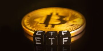 Bitcoin ETFs Lose $425M as Fidelity and Blackrock Drive Fresh Wave of Outflows